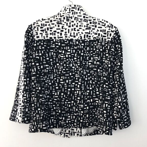 Draper’s and Damon’s Colorblock Blazer Jacket in Black & White - Picture 2 of 7